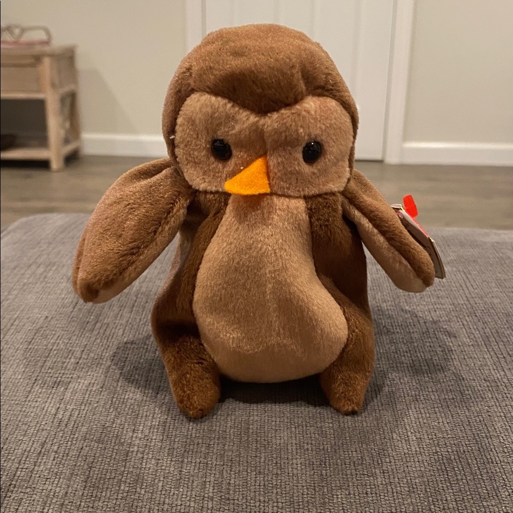 TY Beanie Baby - Hoot the Owl - NEW WITH TAGS!!    vintage toys toy plush kids